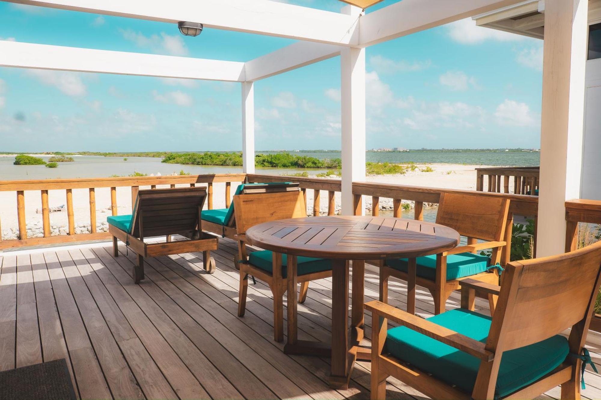 Hotel Aruna & Villas San Pedro (Ambergris Caye)