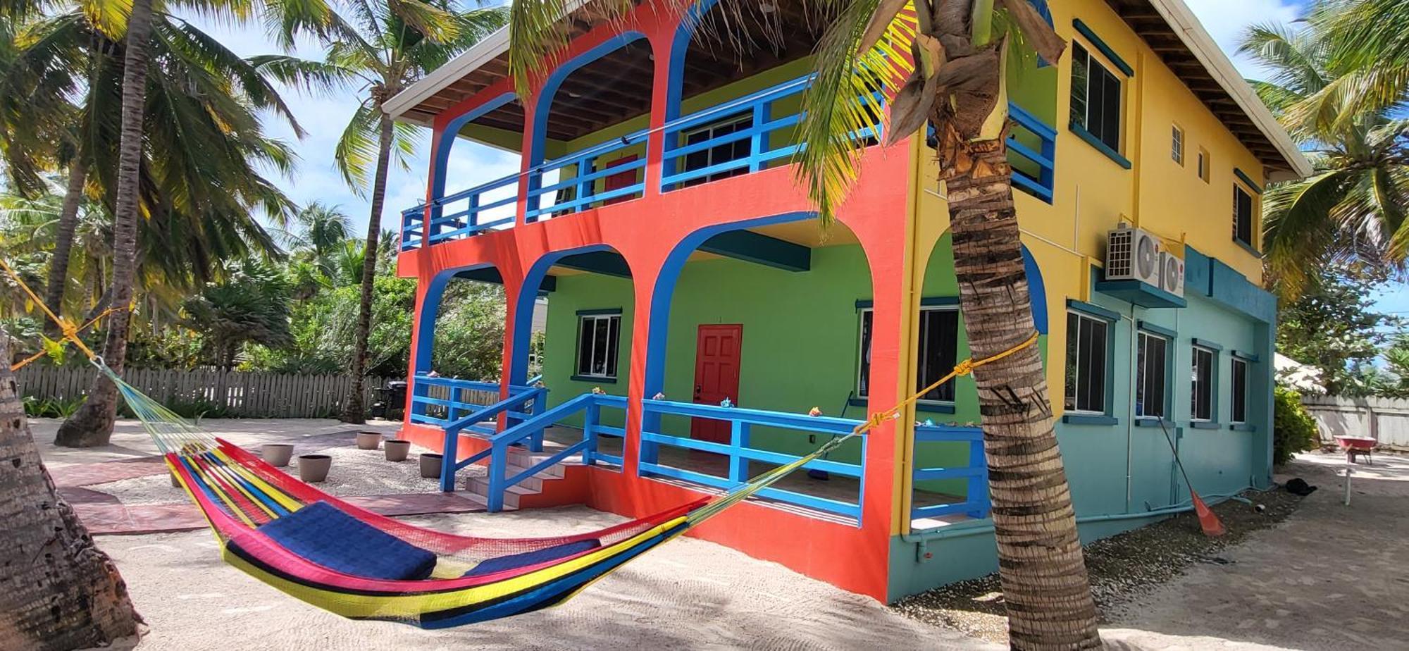 Ocean Front With Pool, Private And Dock Hotel 3*