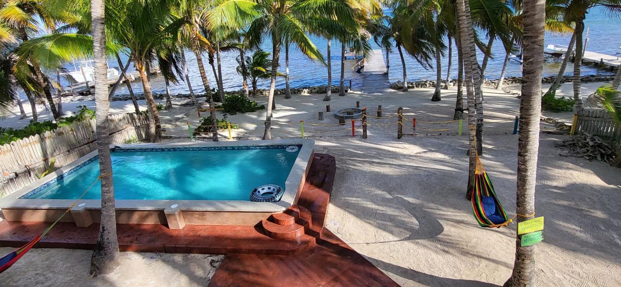 Ocean Front With Pool, Private And Dock Hotel San Pedro (Ambergris Caye)