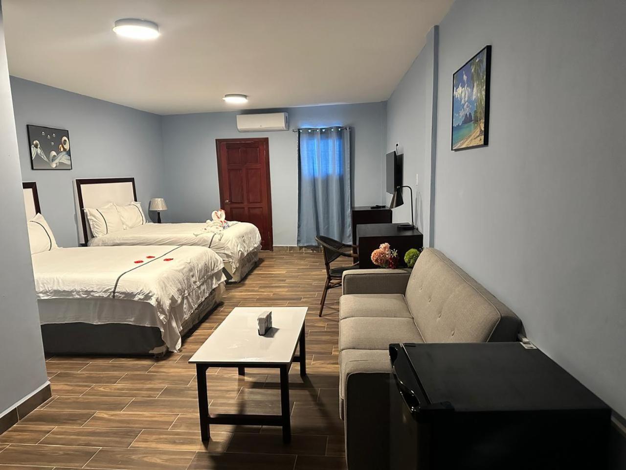 Hotel Enjoy