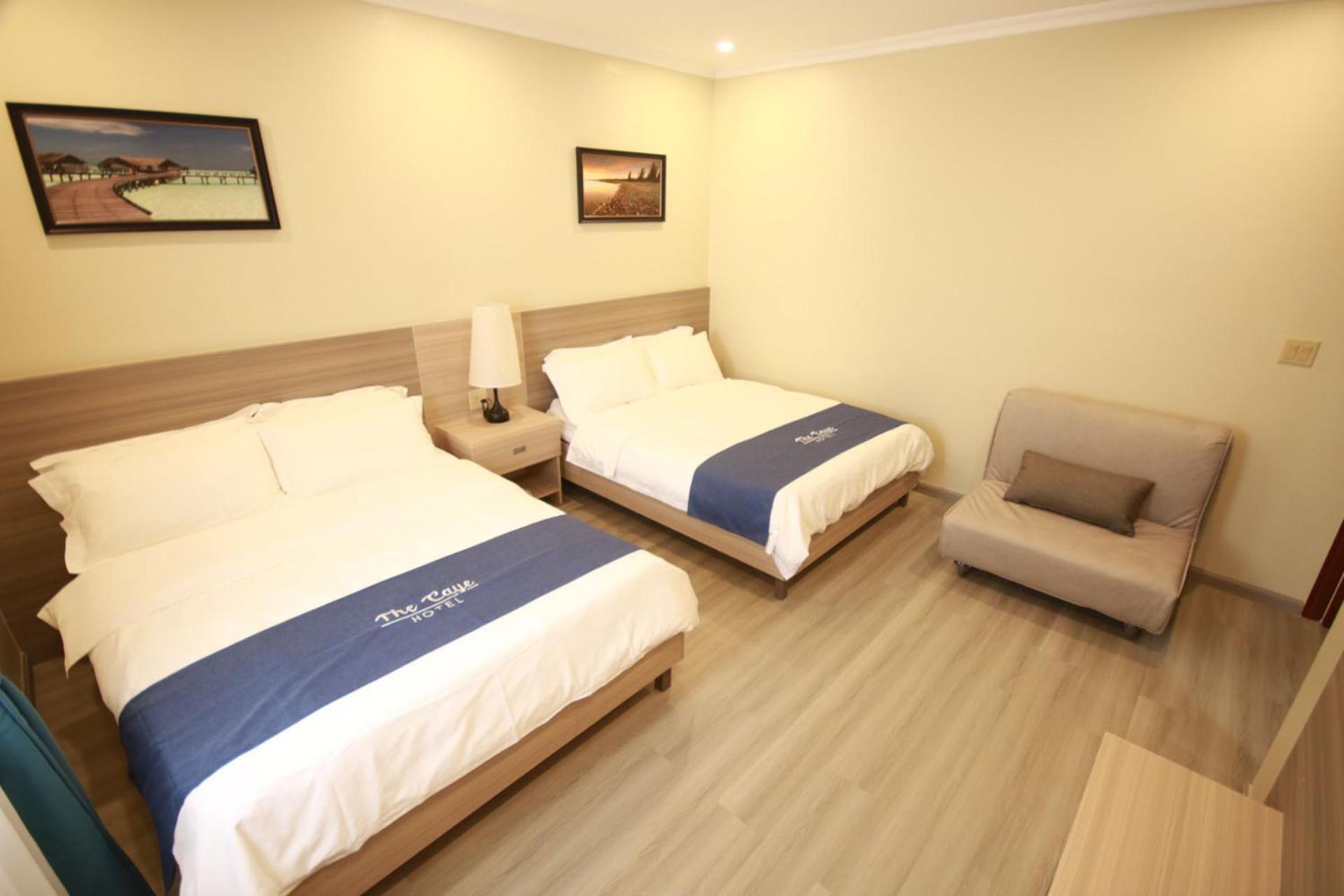 The Caye Hotel *