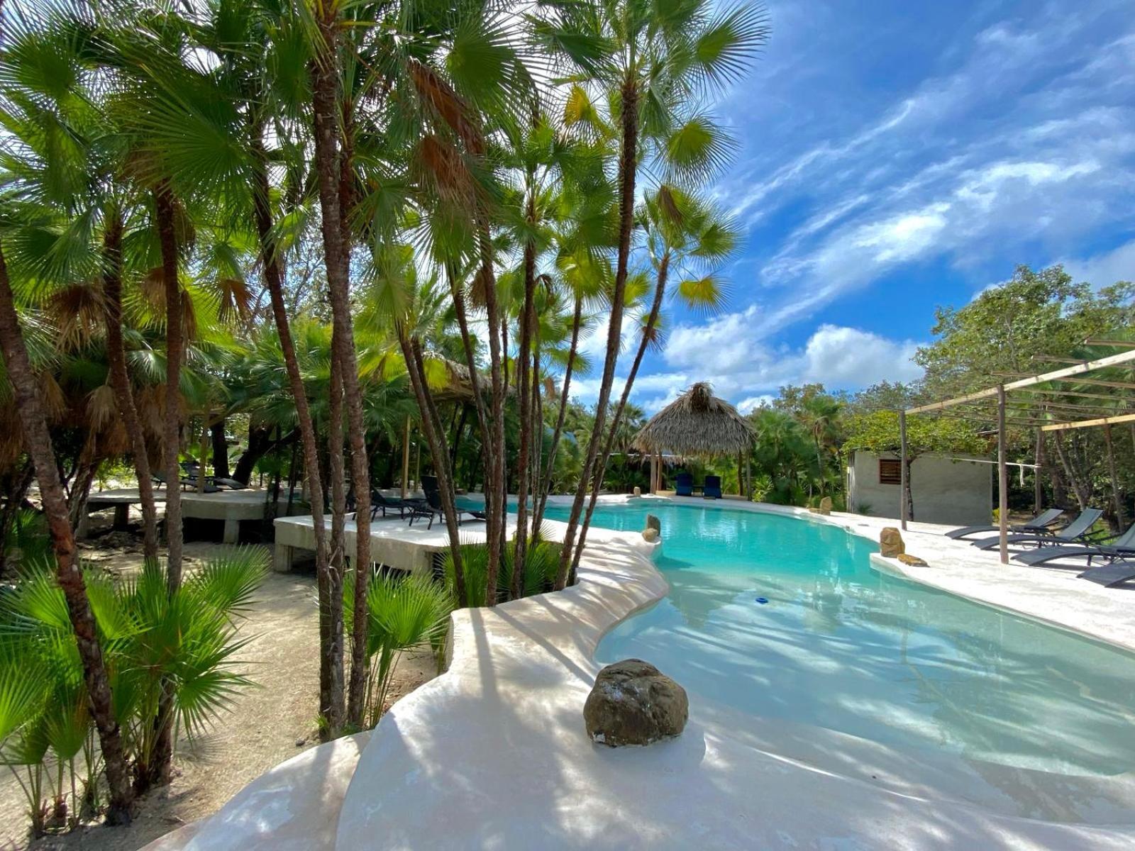 Lodge Kin Maya Beach