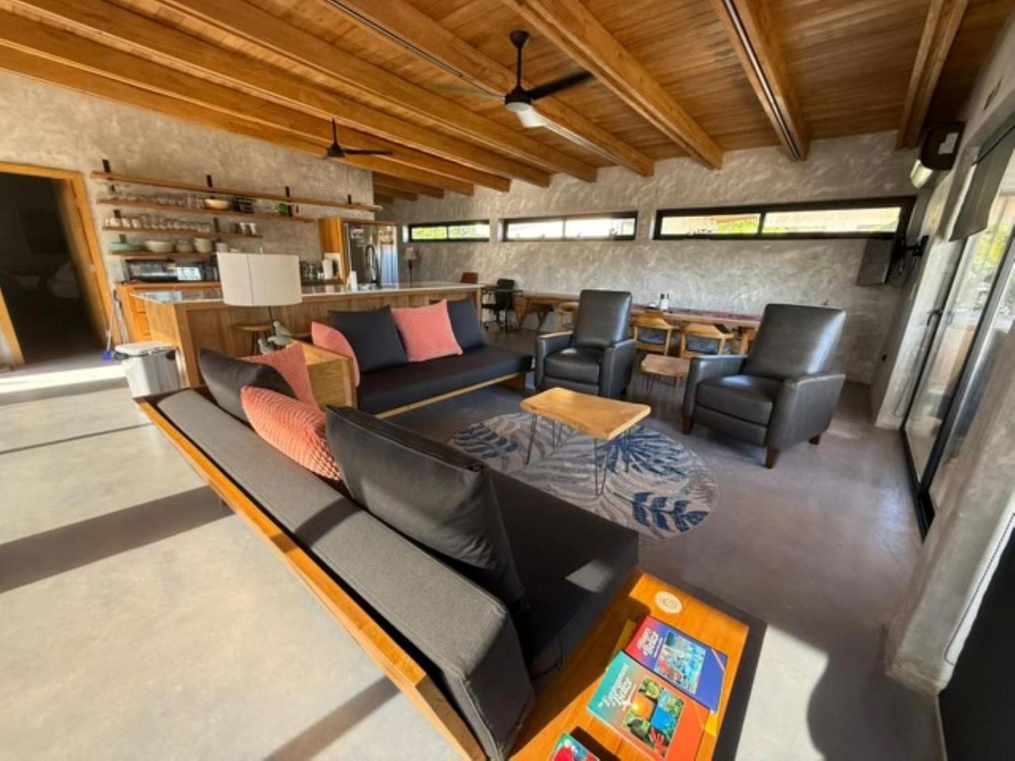 Sandpiper Sanctuary 4 Bed 3 Bath With A Pool Villa