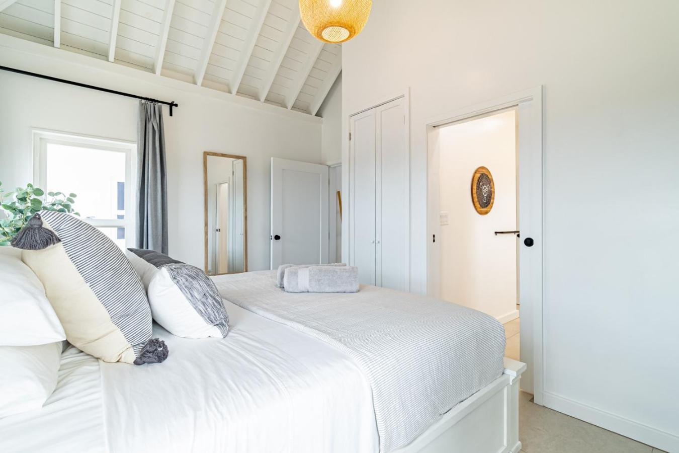 Peace Of Mind And Private Pool At Mahogany Bay Villa *