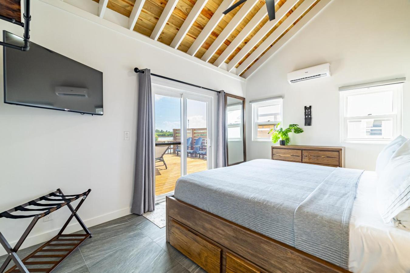 Cameys House And Pool Club At Mahogany Bay Villa San Pedro (Ambergris Caye)