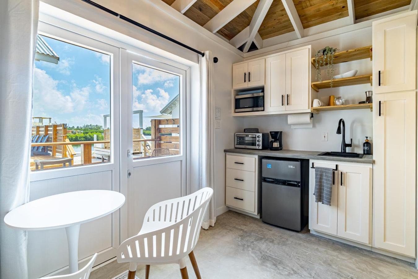 Villa Cameys House And Pool Club At Mahogany Bay *