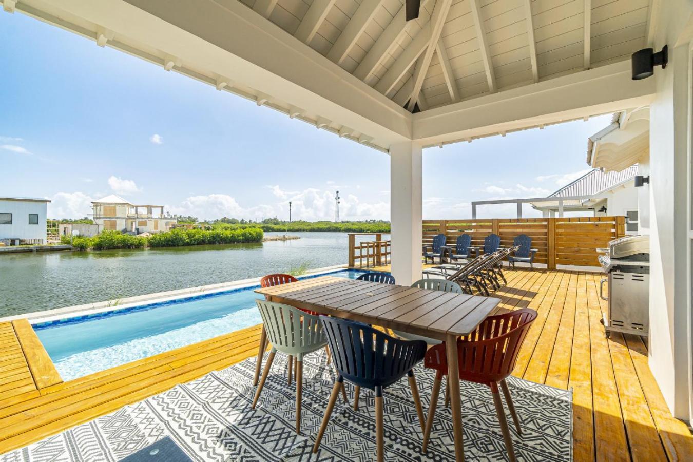 Villa Cameys House And Pool Club At Mahogany Bay San Pedro (Ambergris Caye)