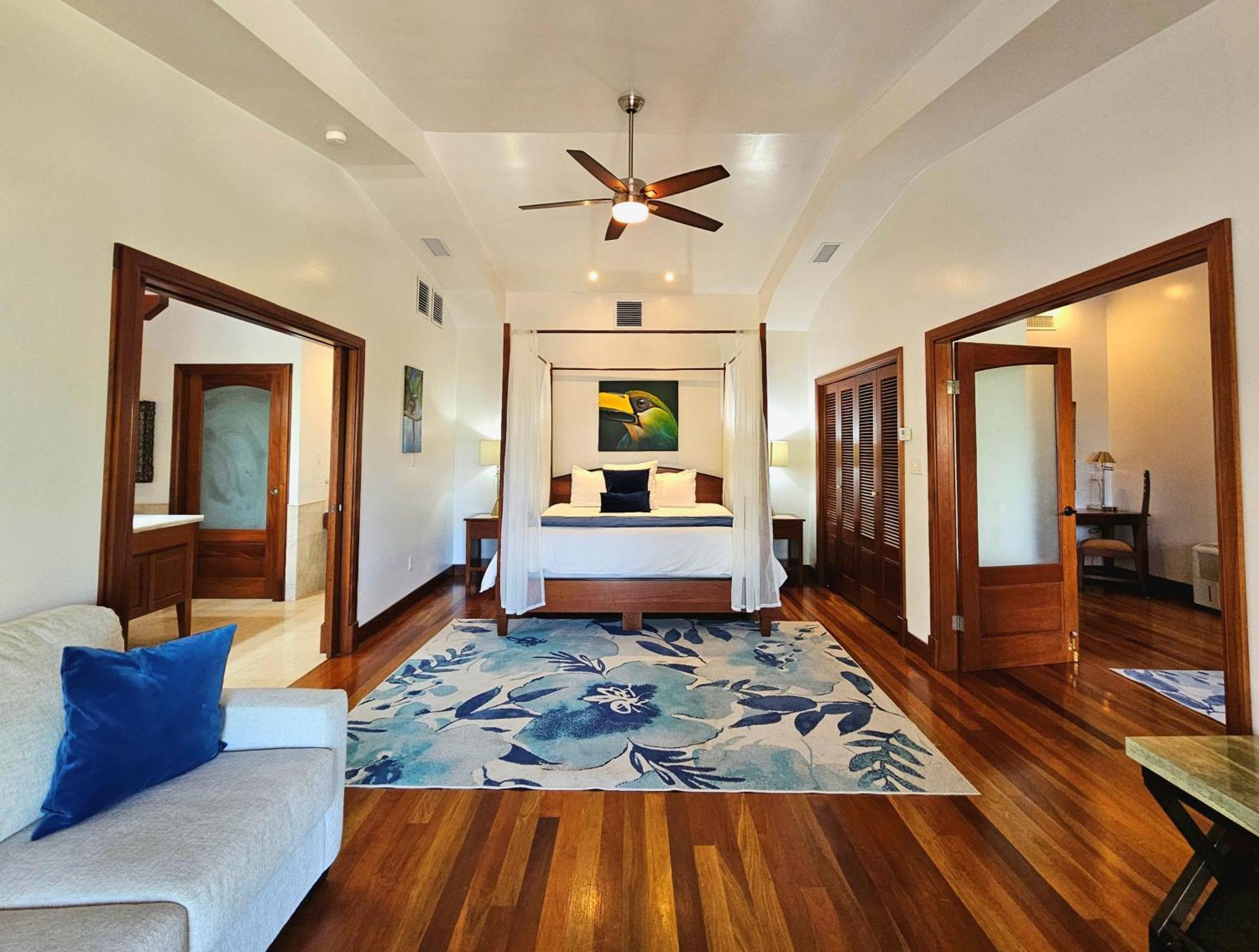 San Ignacio Resort Hotel 4*