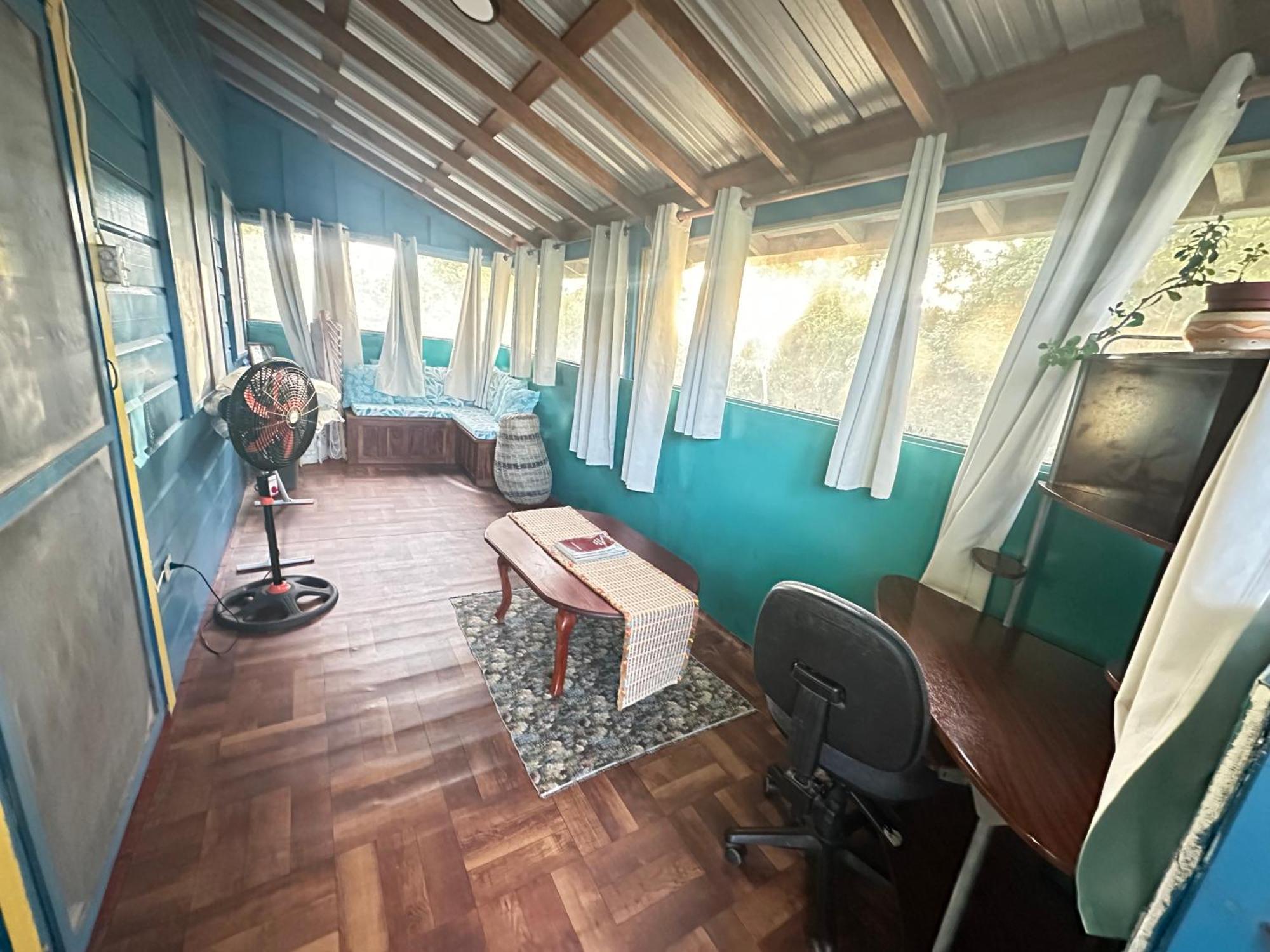 Hotel Howler Jungle Belize