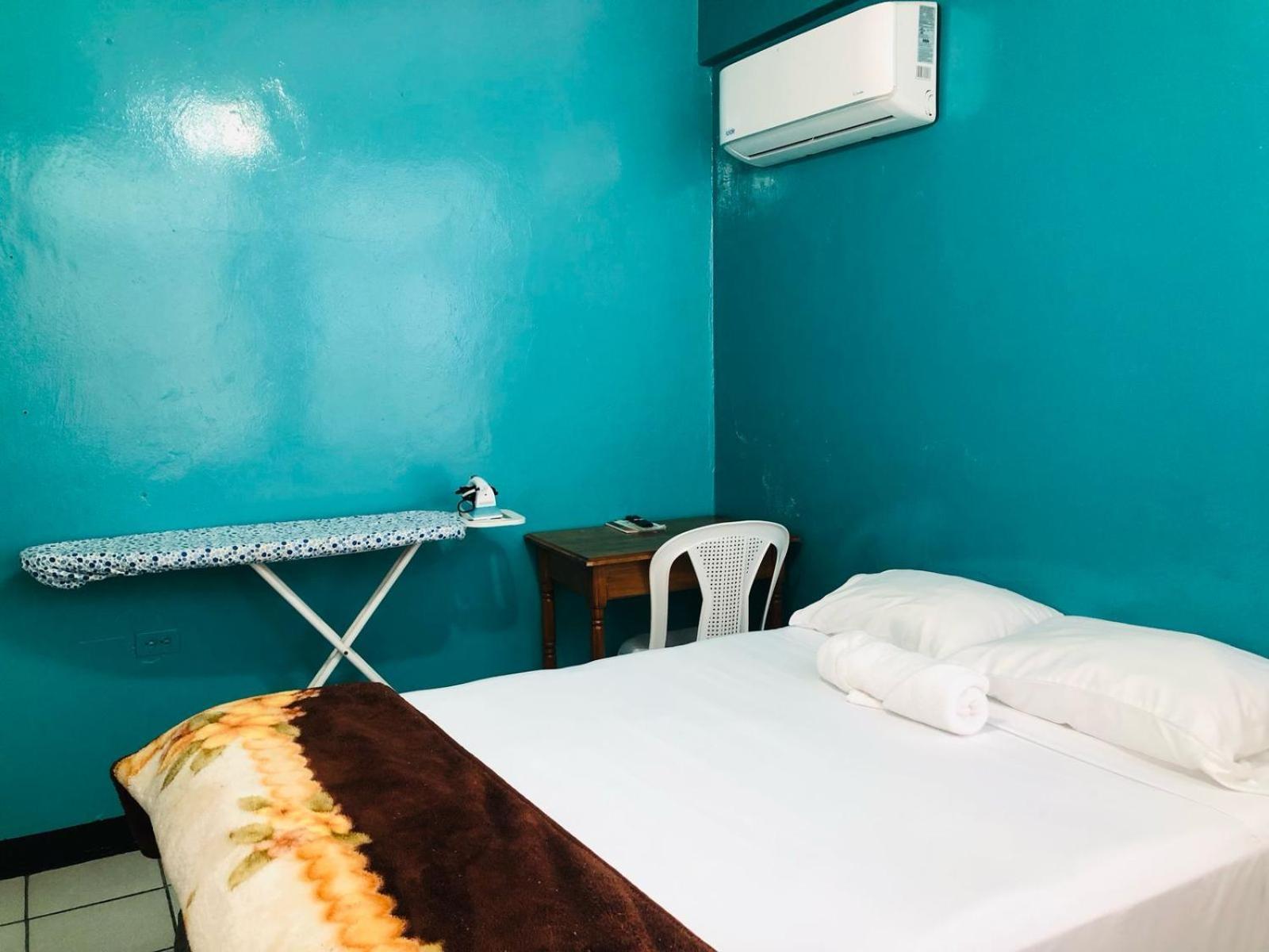 Chaleanor 4* Dangriga