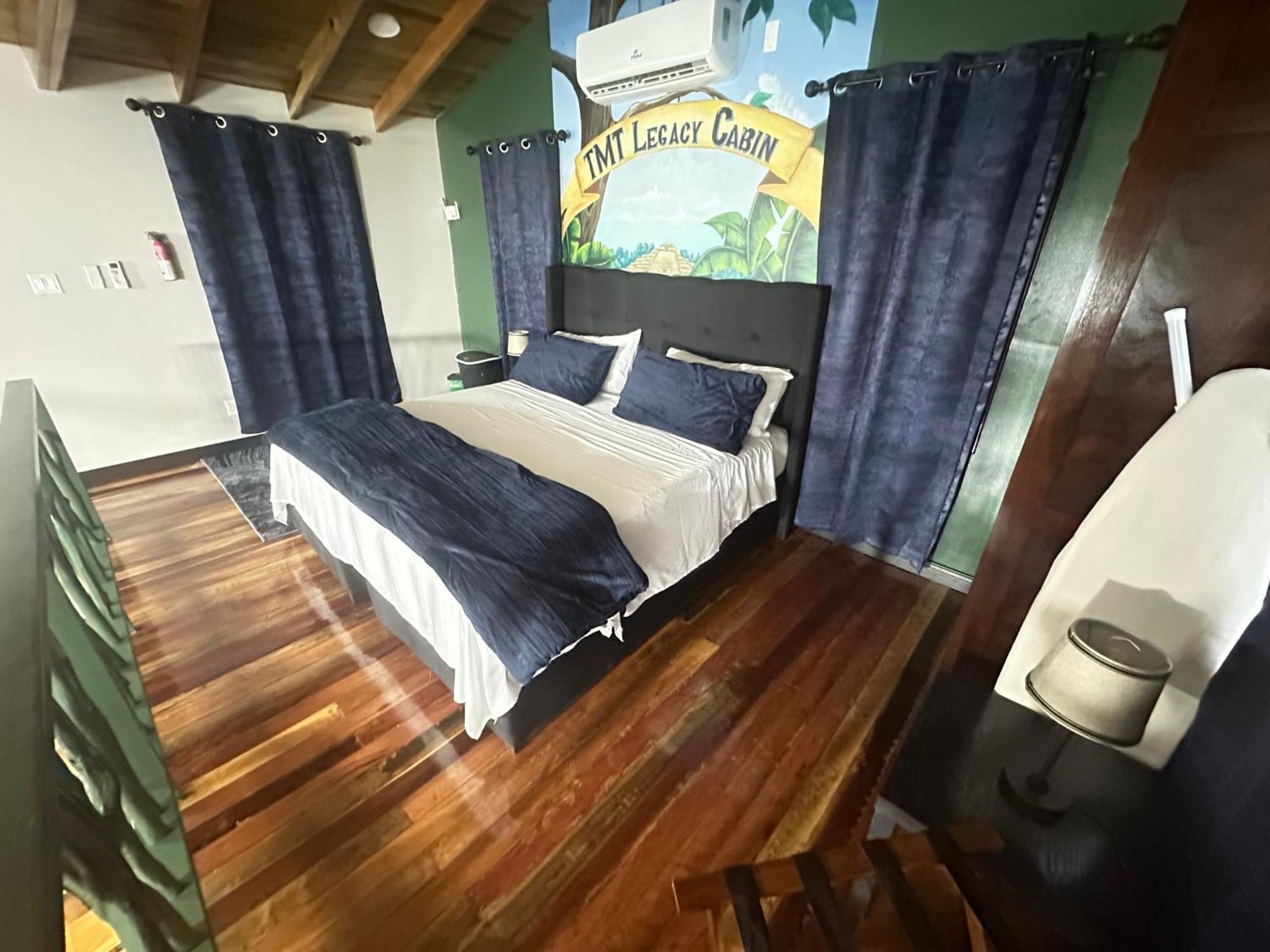 Howler Jungle Belize 4* Belize City