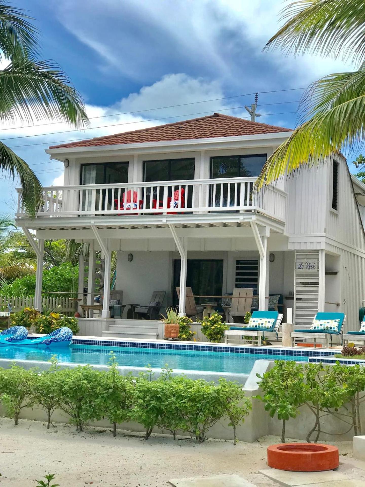 Villa Time Le Reve House & Casita