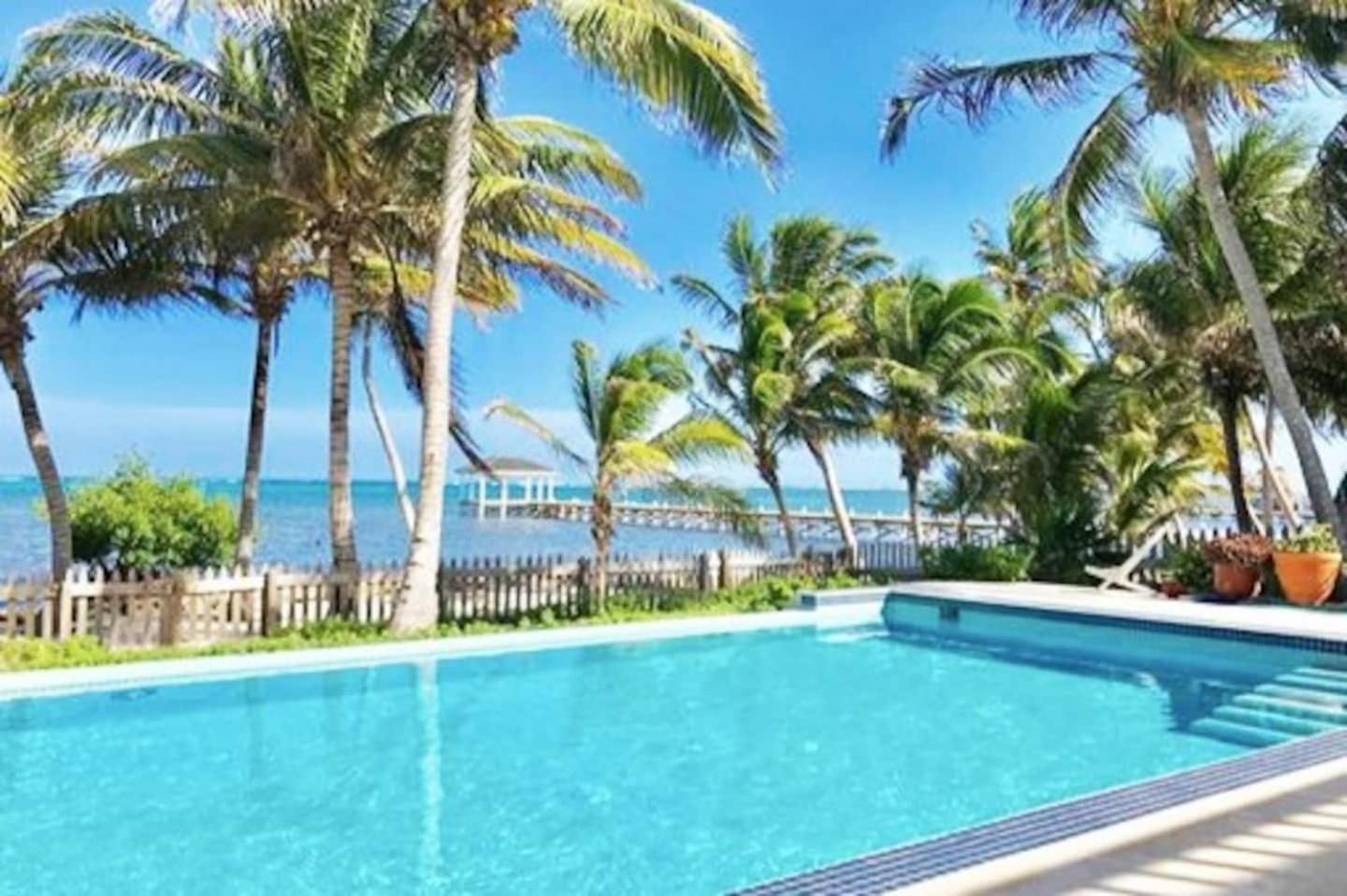 Time Le Reve House & Casita Villa