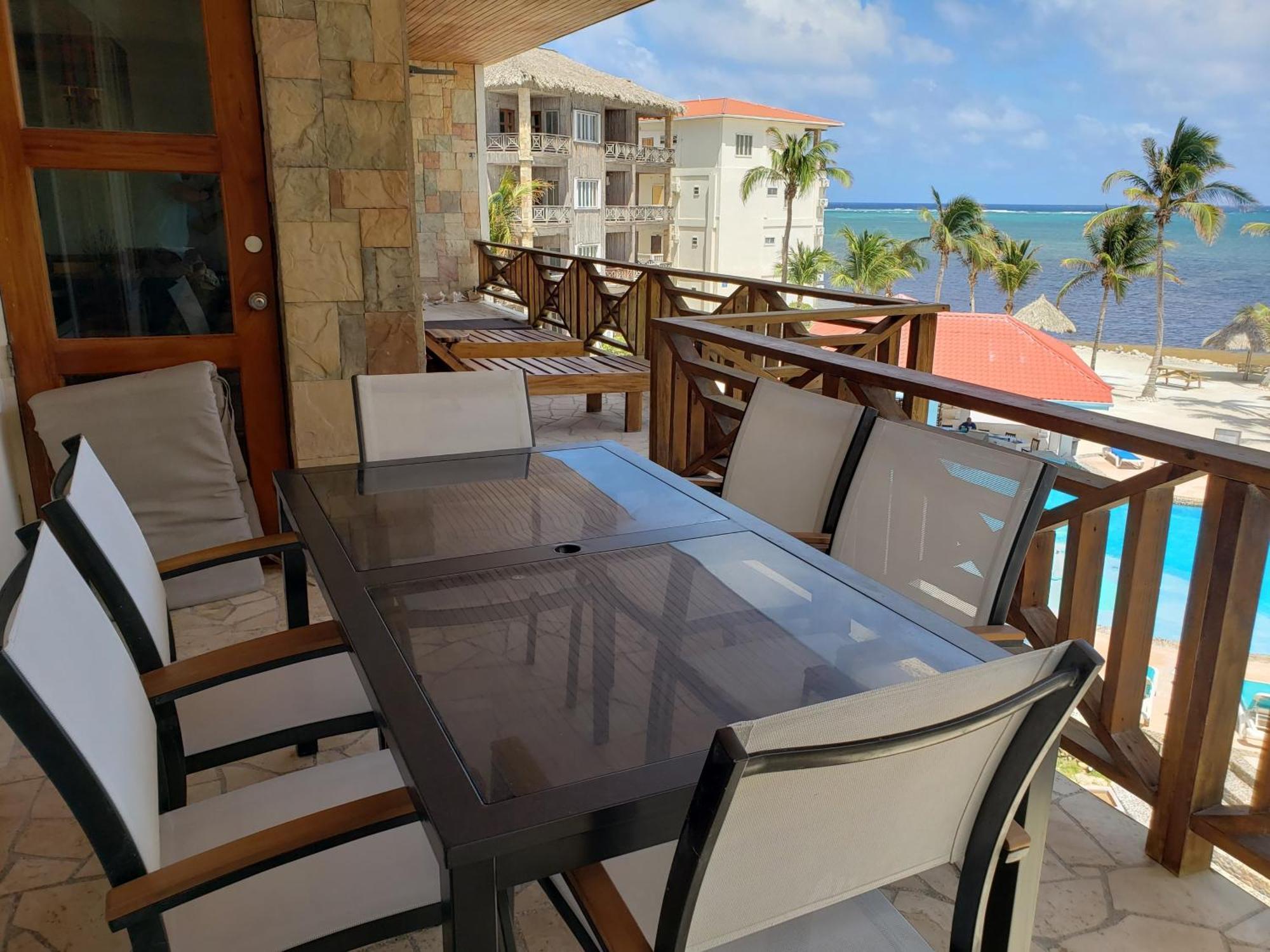 Resort Oceans 23