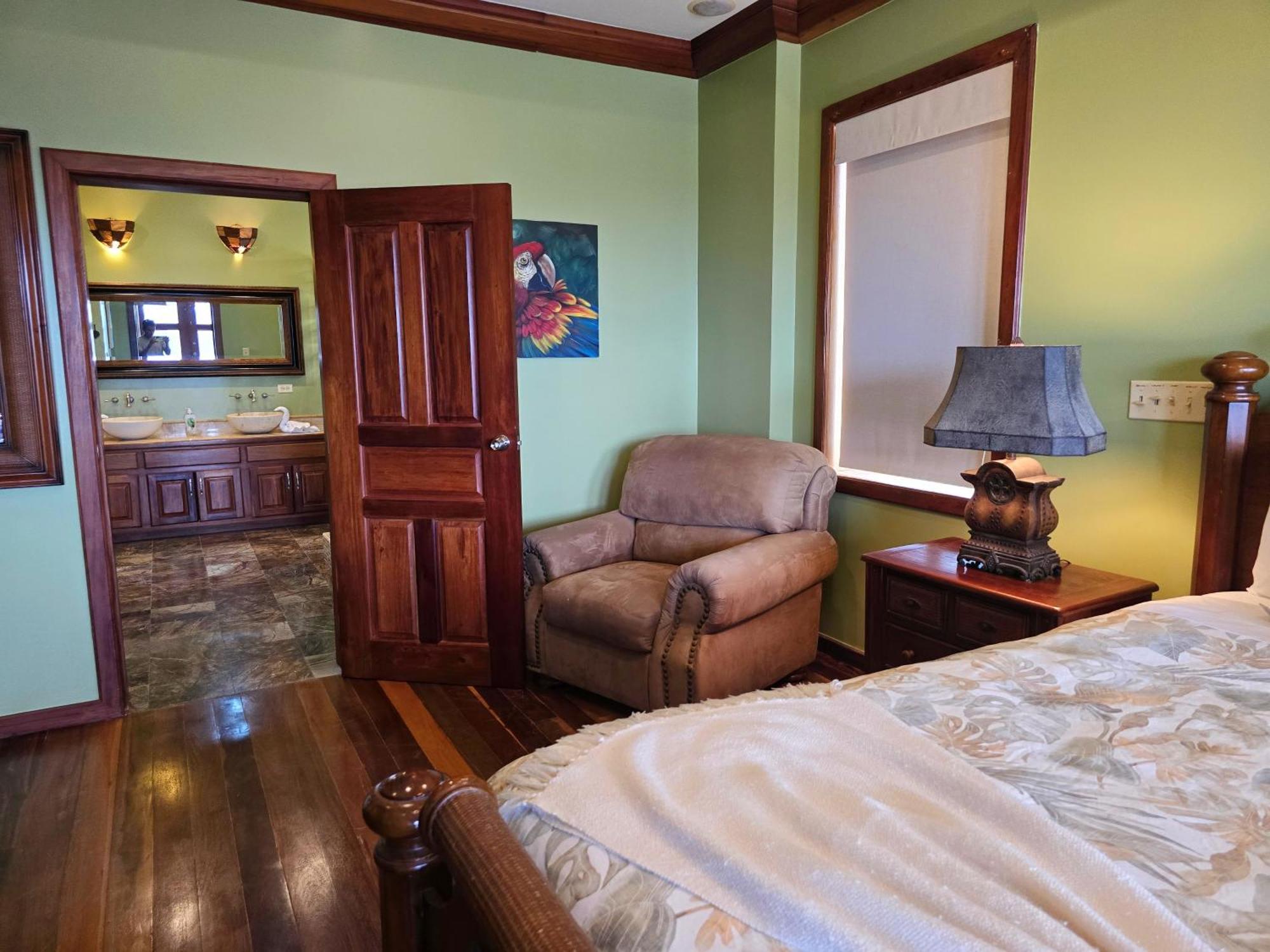 Oceans 23 * San Pedro (Ambergris Caye)
