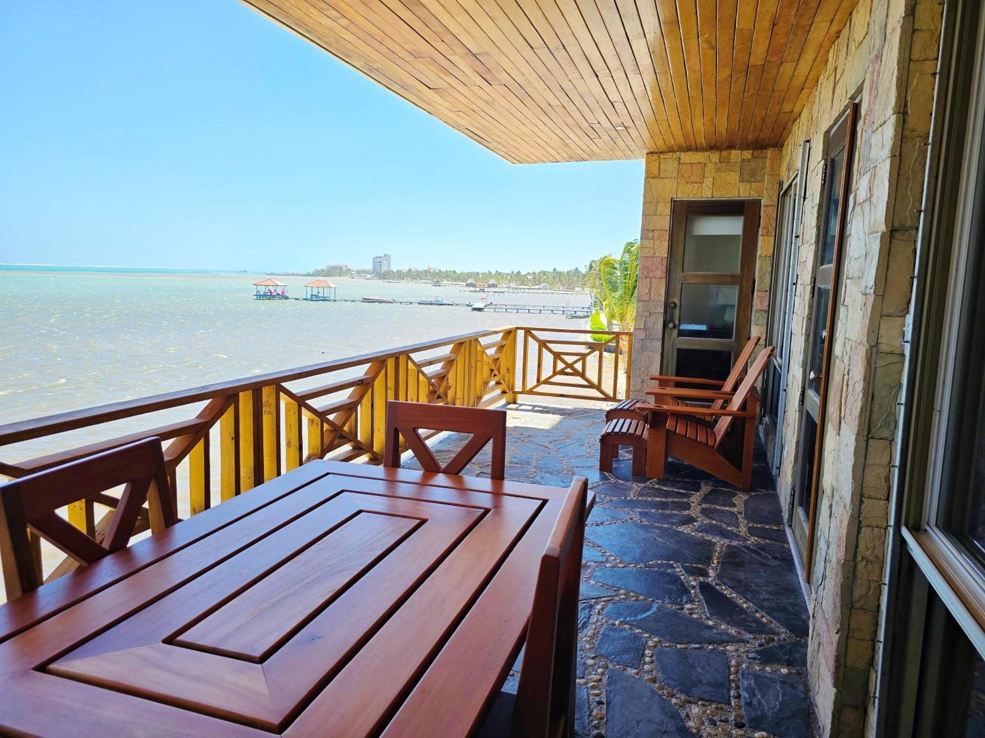 Resort Oceans 23
