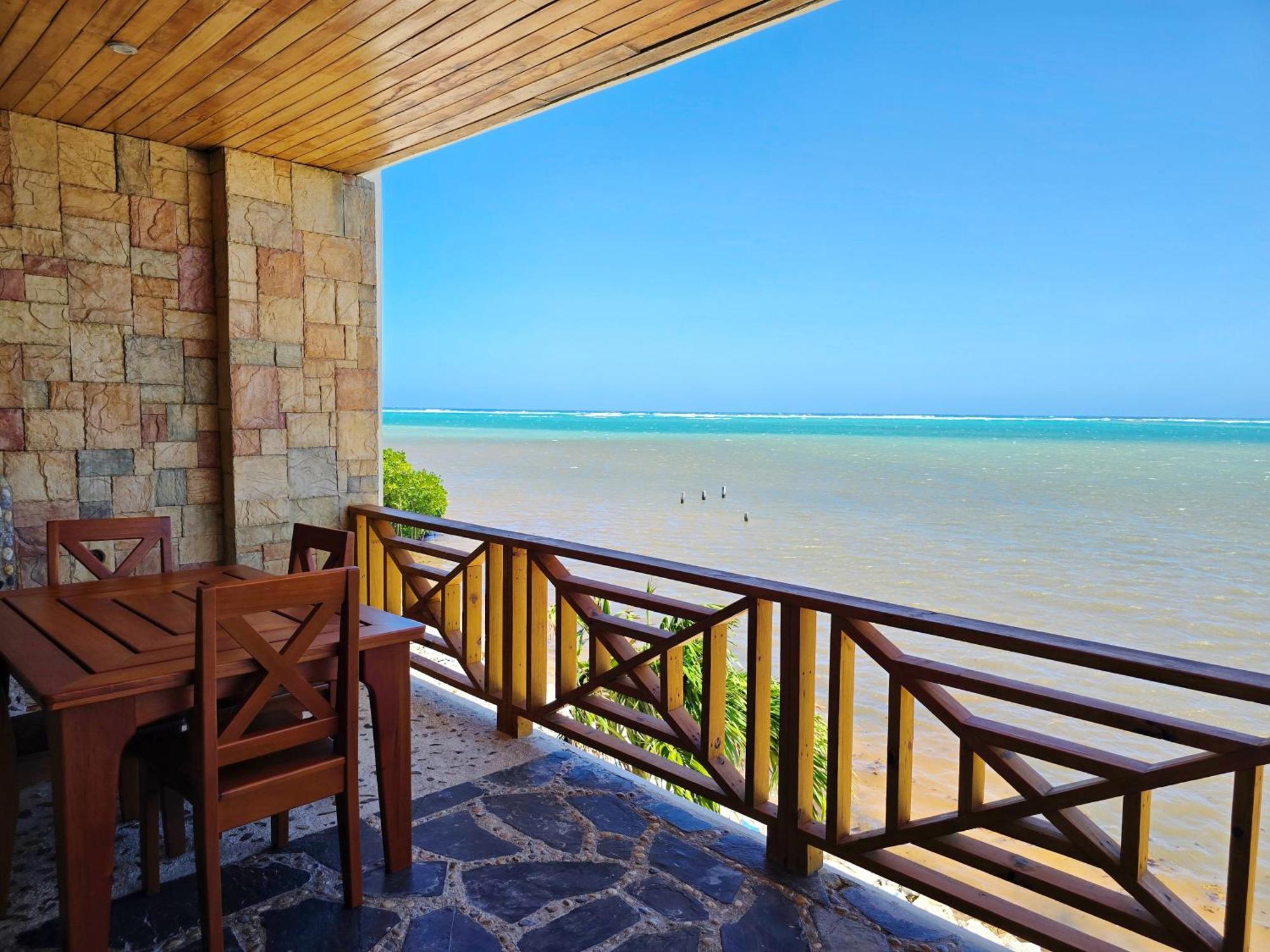 Resort Oceans 23 *