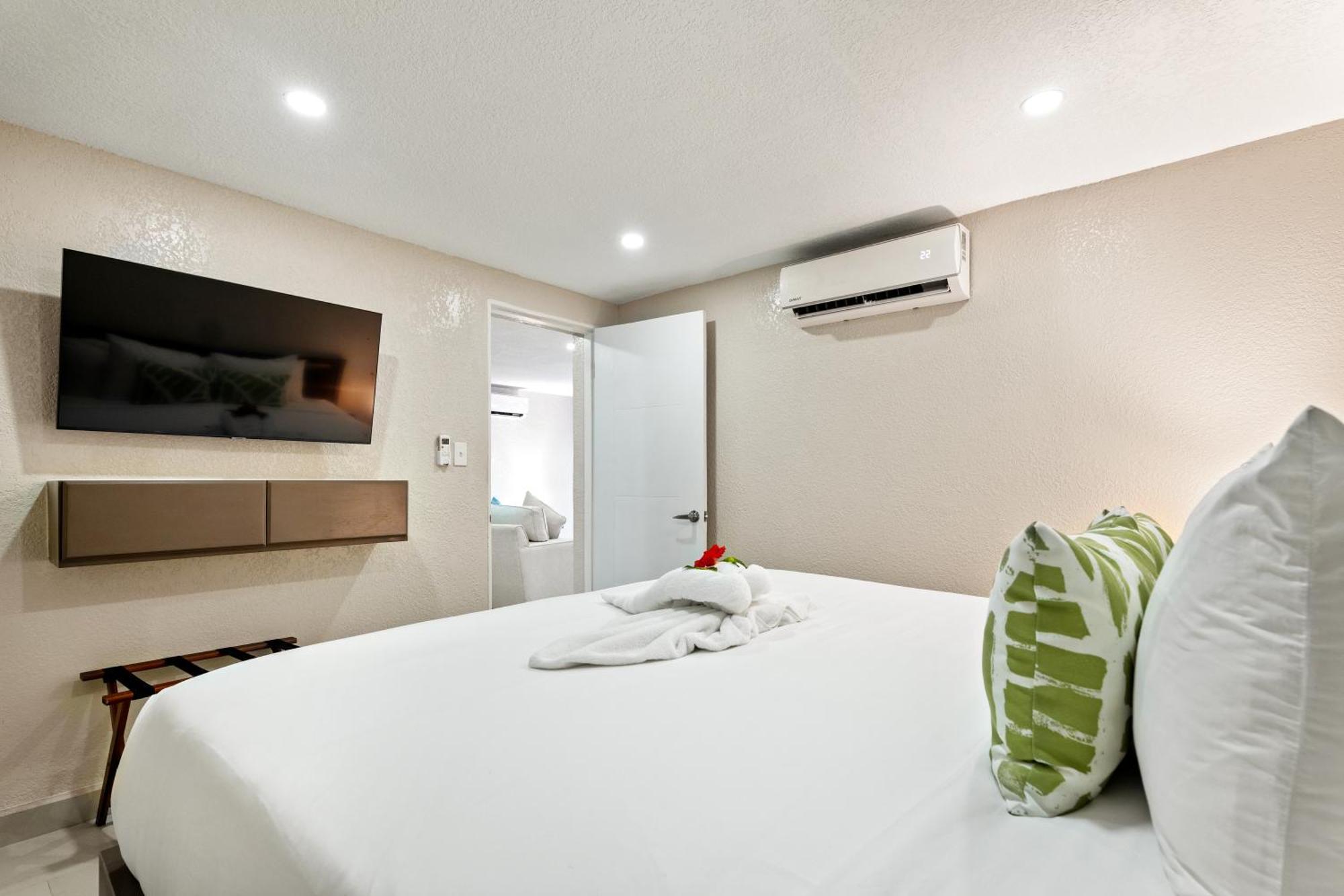 Hotel Bananas On The 3*
