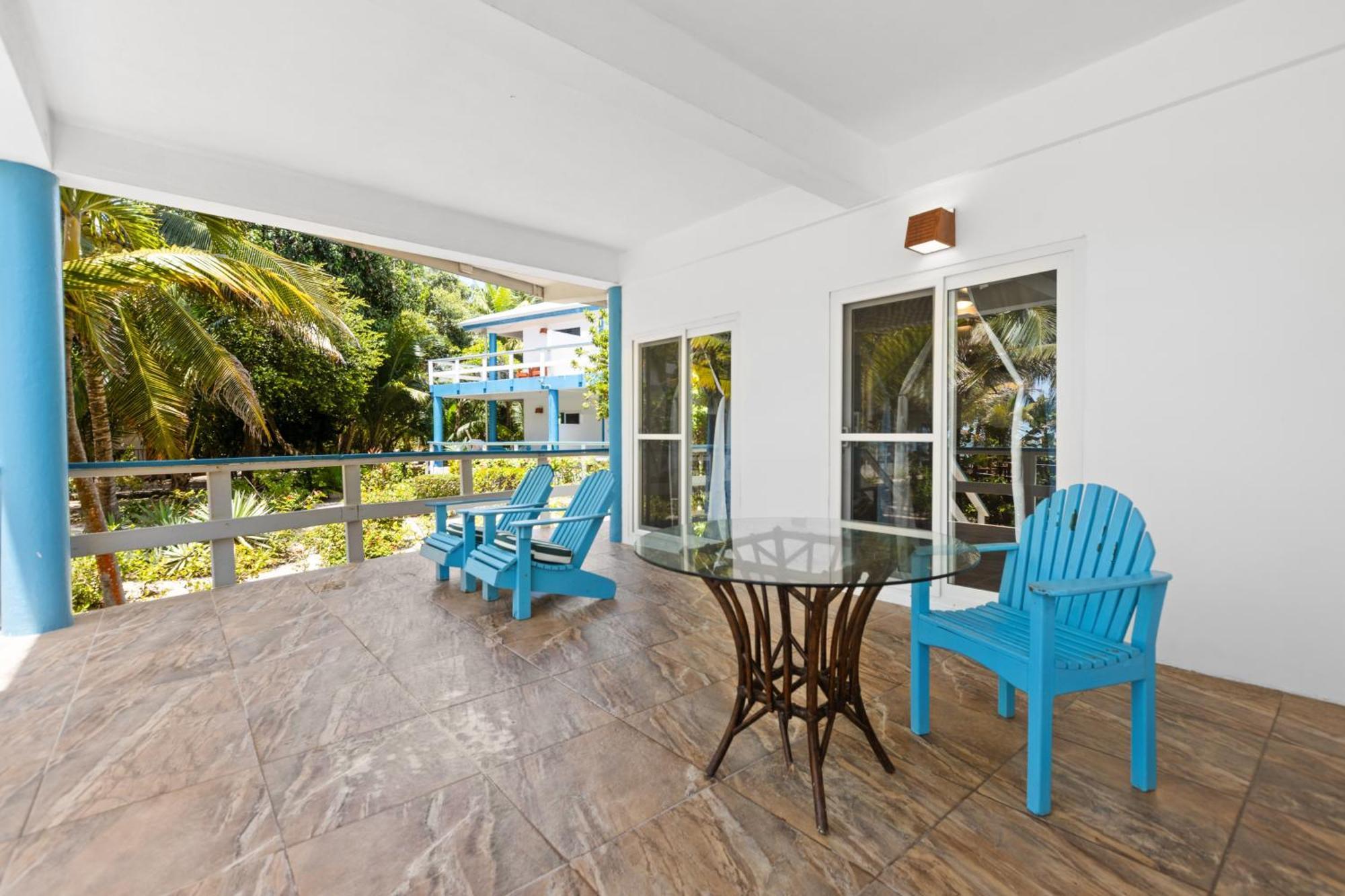 Beachside Gold Standard Certified Apartment Placencia