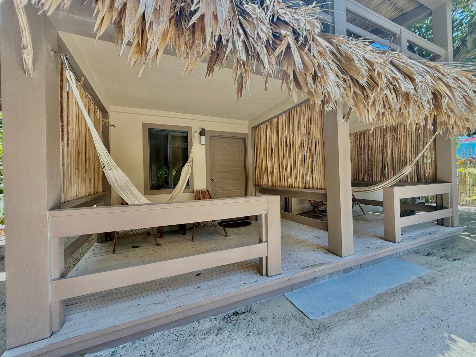 The Bounty 3* Caye Caulker