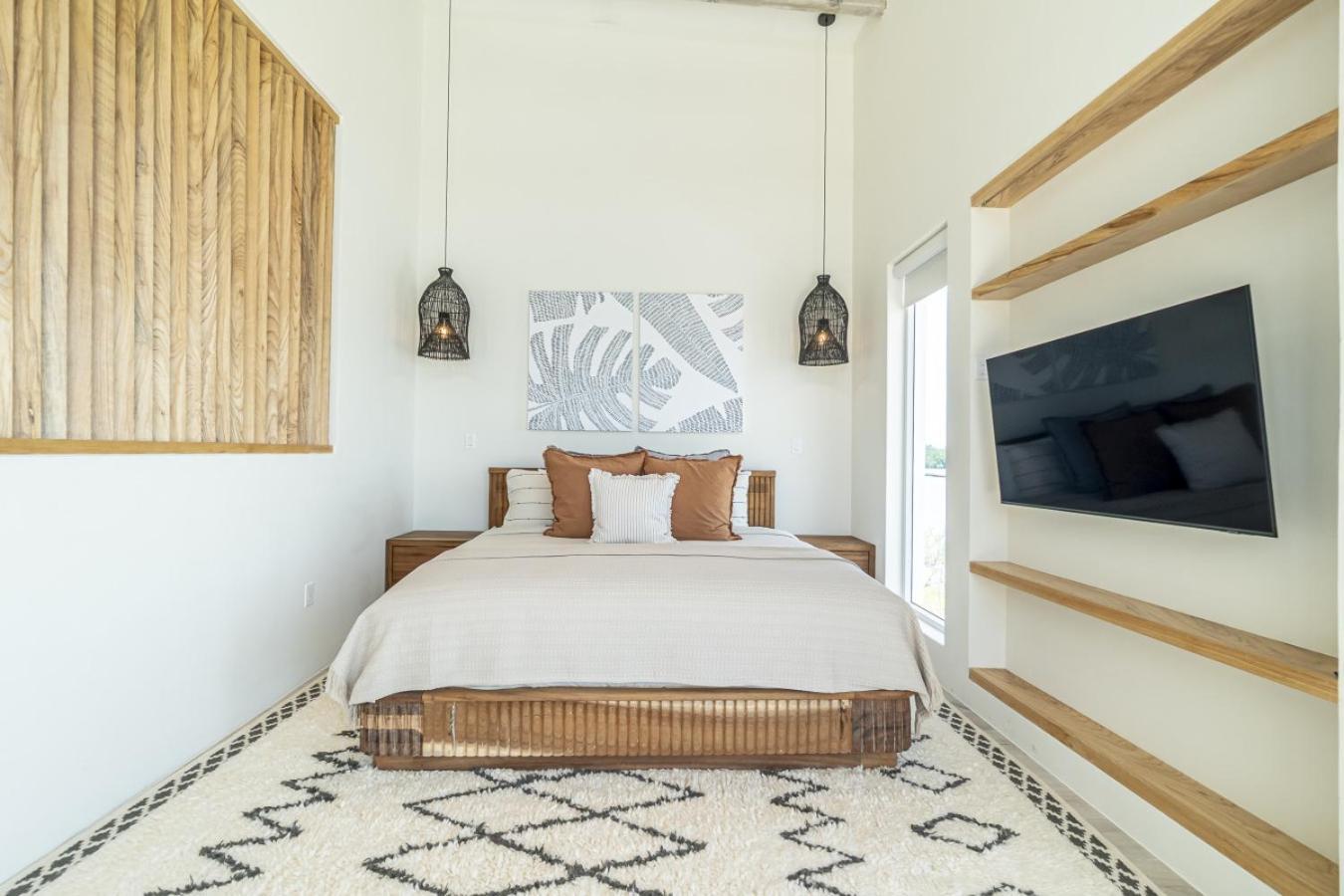 Villa Barefoot And Pool Club At Mahogany Bay