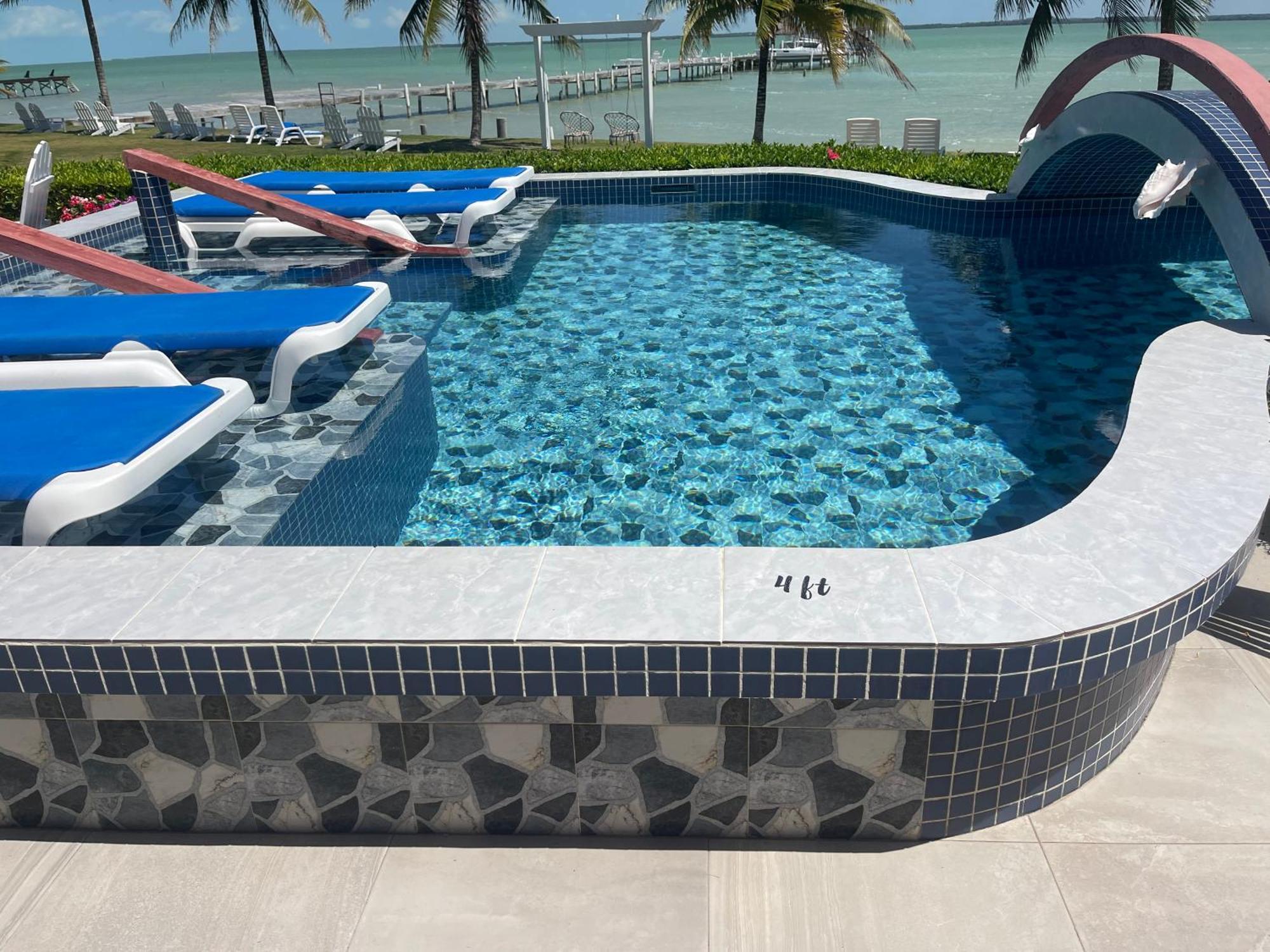 Tilt-ta-dock Belize Resort 3*