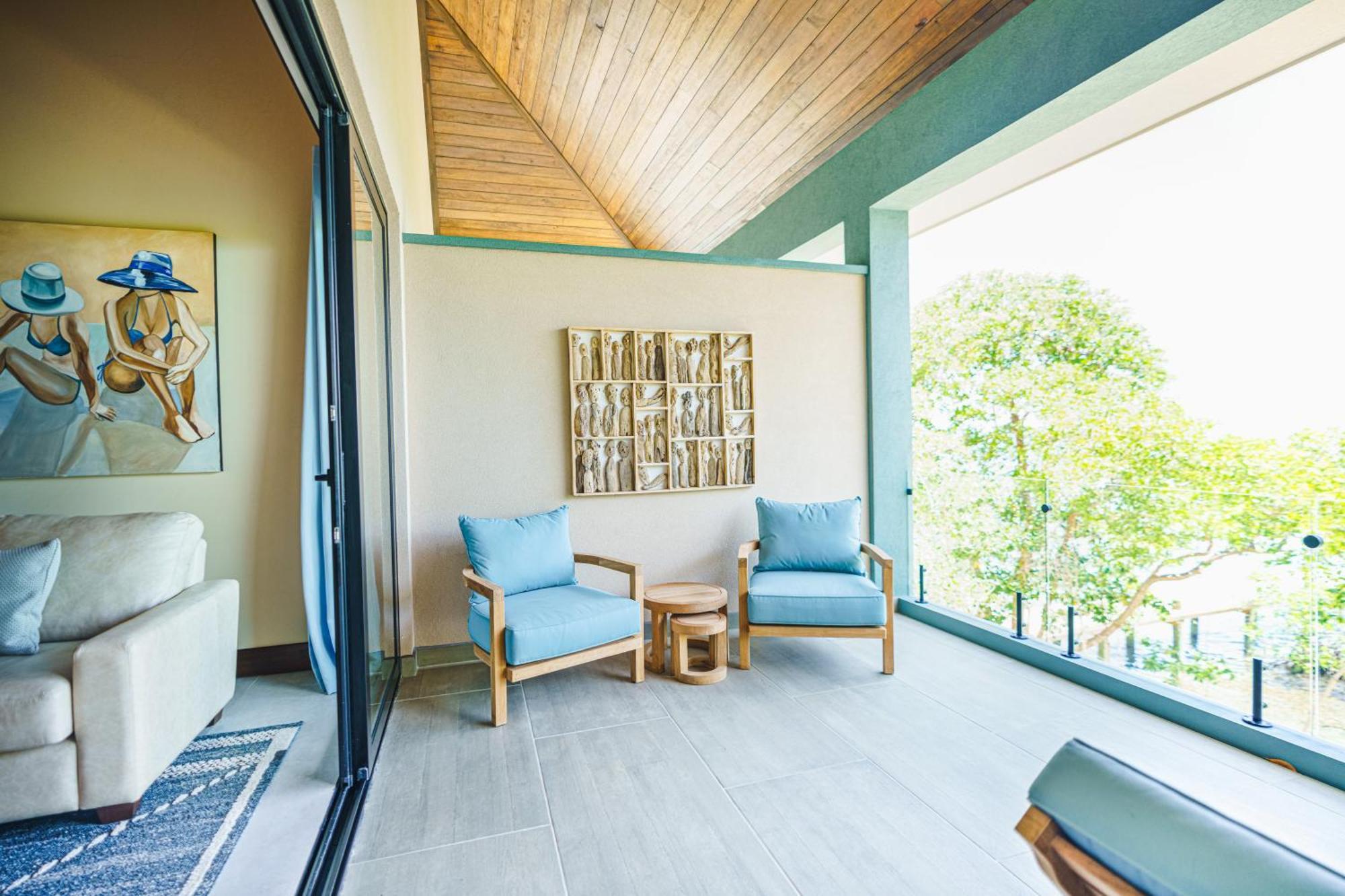Hotel Prana Maya Island