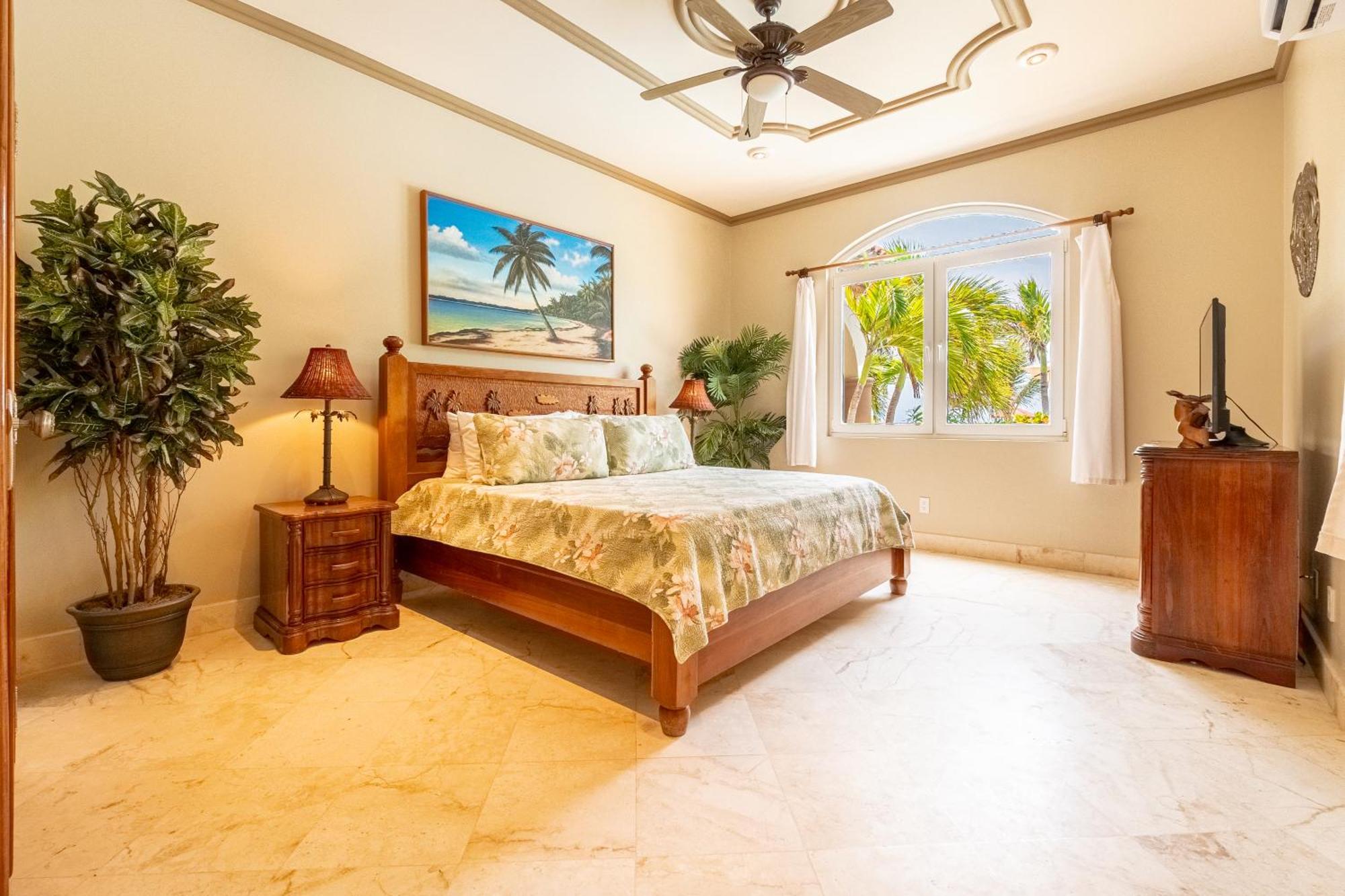 Belizean Cove Estates Luxury Beachfront *