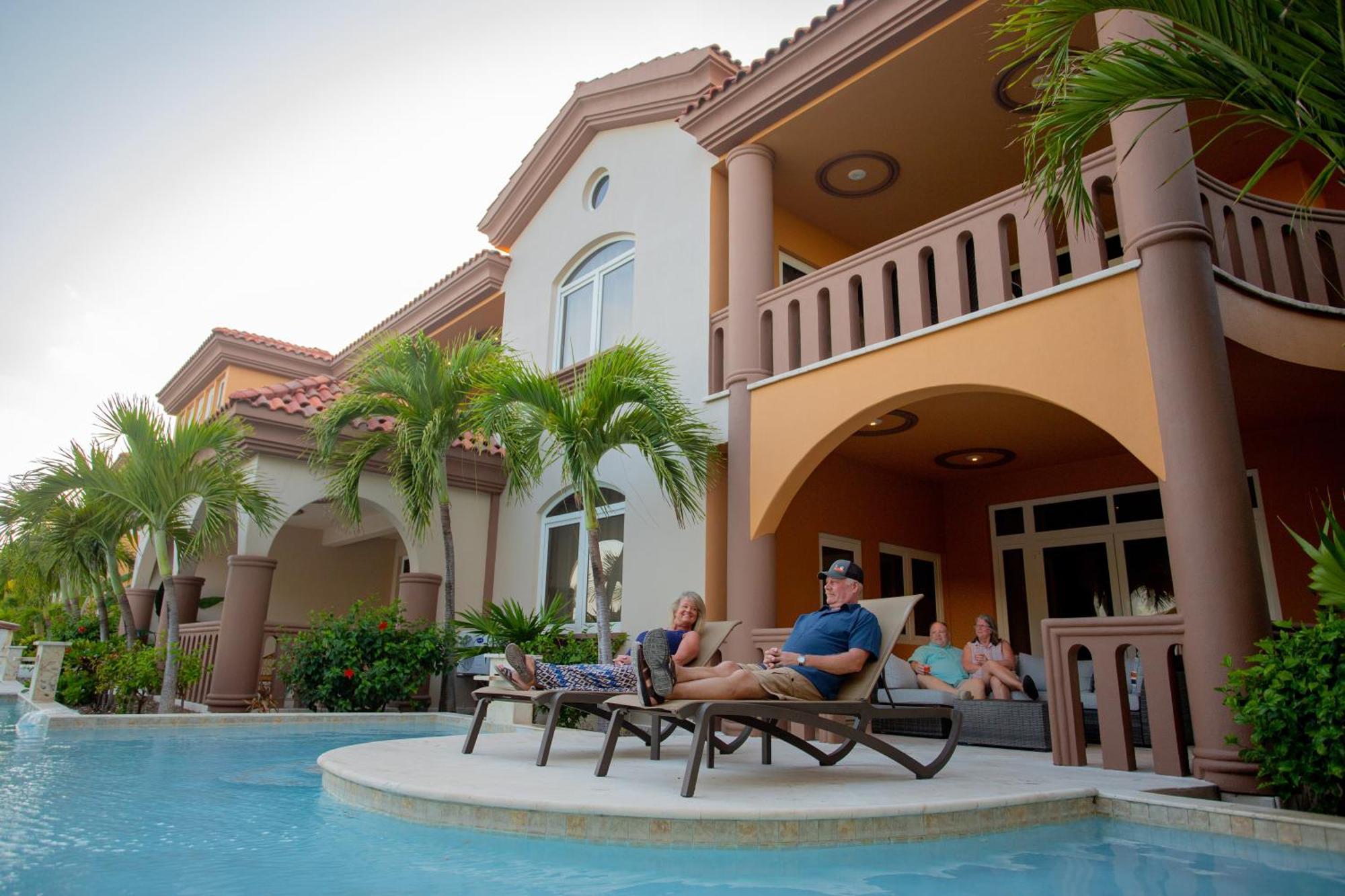 Belizean Cove Estates Luxury Beachfront * San Pedro (Ambergris Caye)