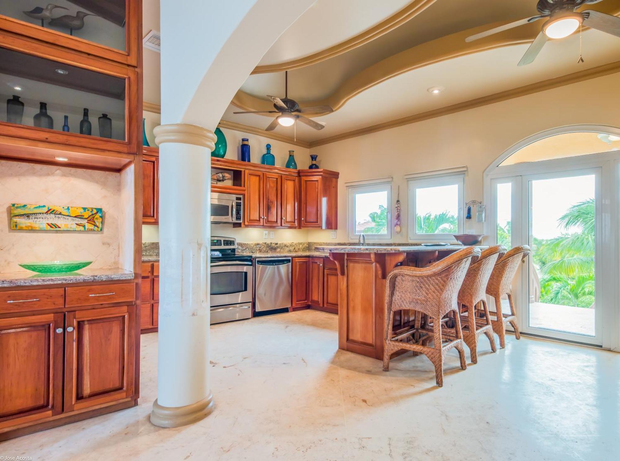 Villa Belizean Cove Estates Luxury Beachfront