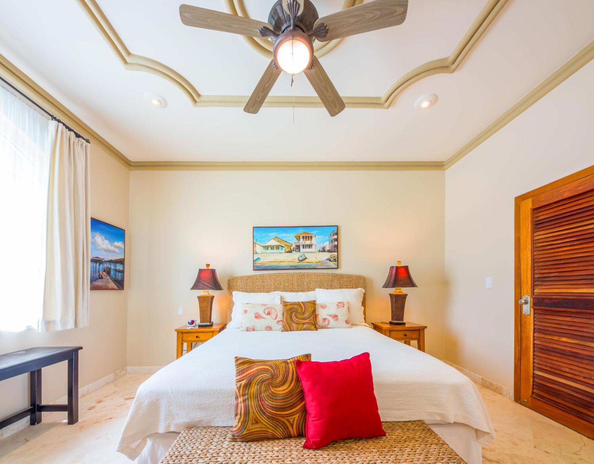 Villa Belizean Cove Estates Luxury Beachfront San Pedro (Ambergris Caye)