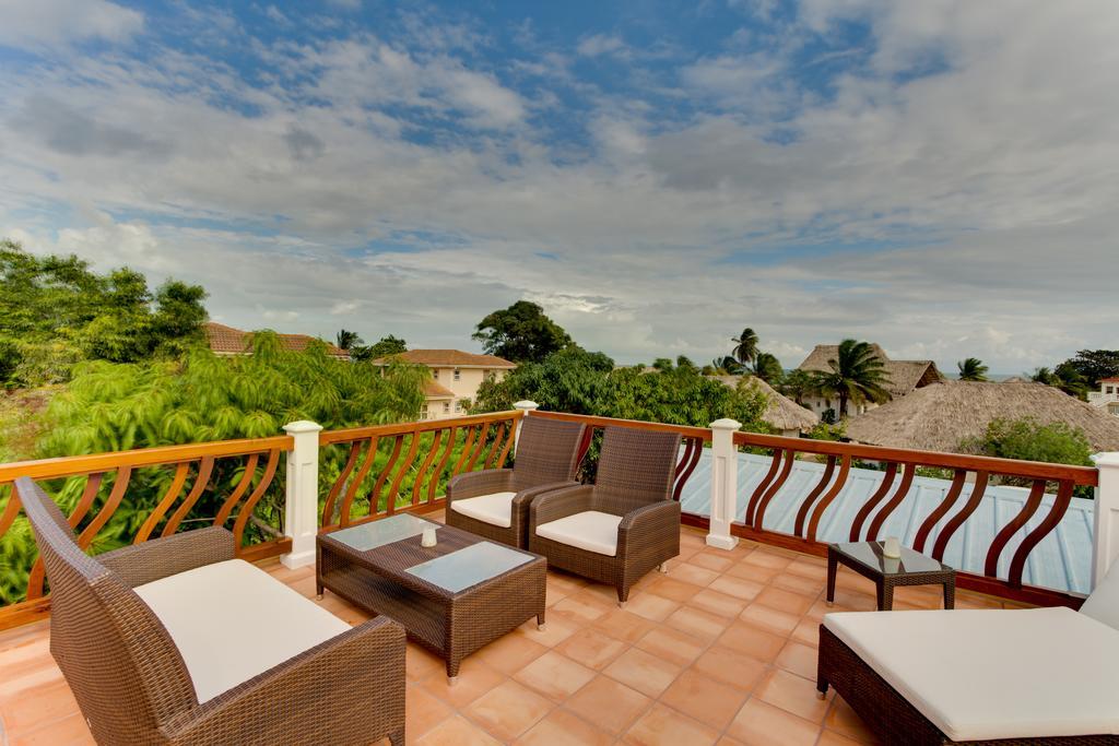 Caribbean Shores 3* Dangriga