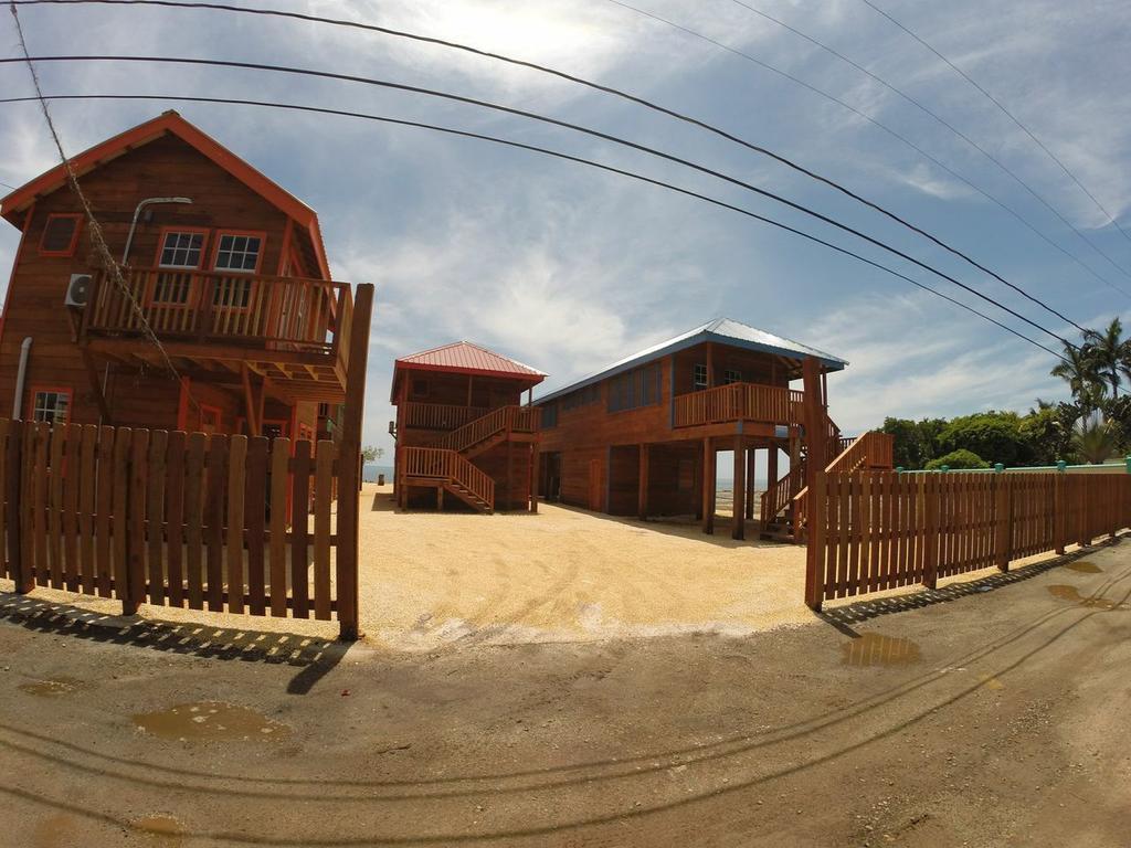 Hfc Lodge Placencia