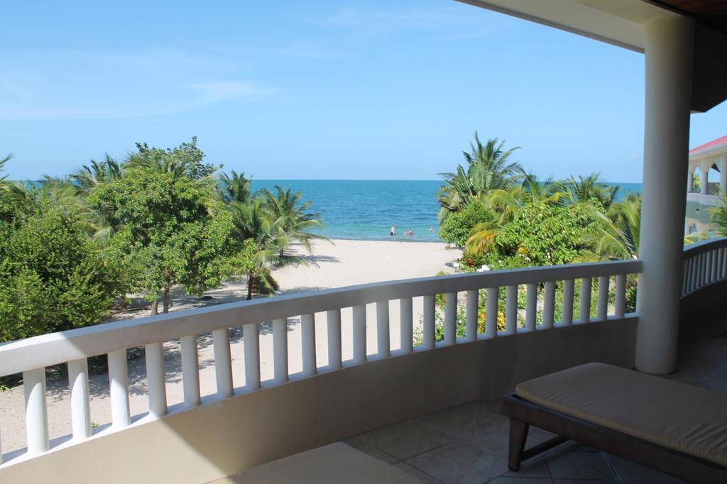 Porticos * Placencia