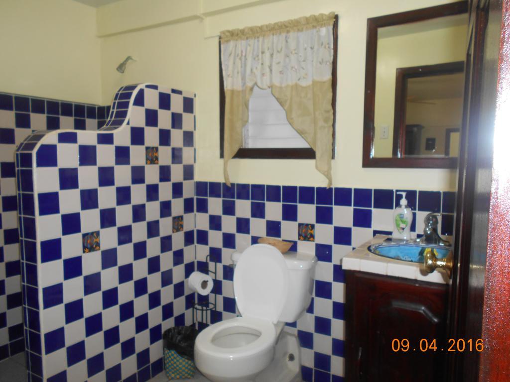 Hotel Alan's Paradise Placencia