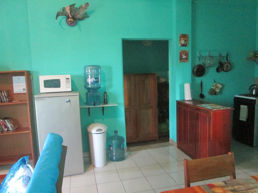 Slo Caye Caulker