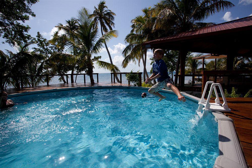 Hatchet Caye Island (adults Only)