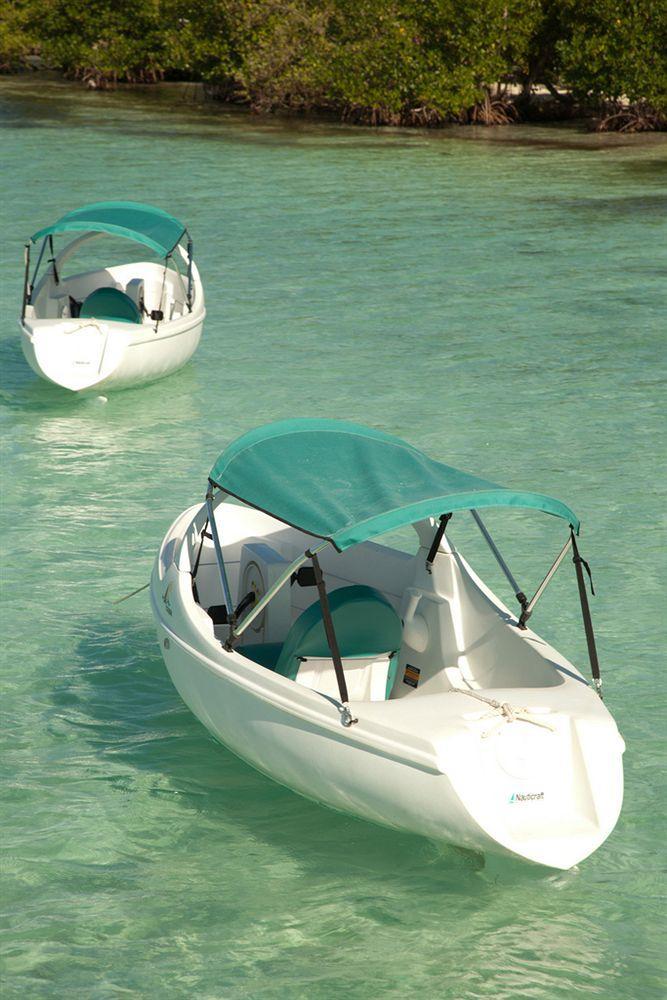 Hatchet Caye Island (adults Only)