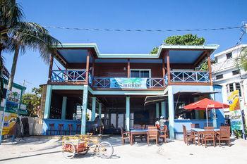 Sandbar Beachfront & Restaurant *
