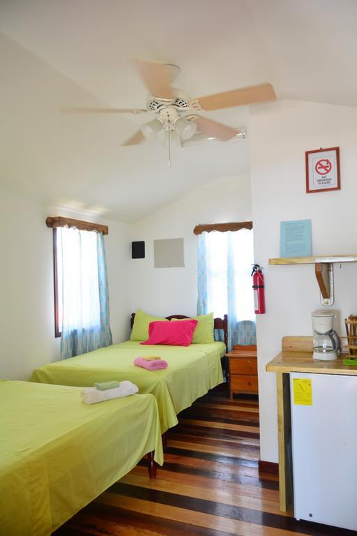 Sandpiper Beach Cabanas * Dangriga