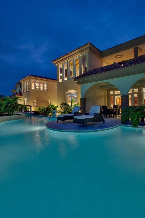 Belizean Cove Estates Luxury Beachfront Villa *