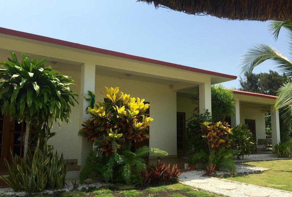 Royale Manor * Corozal