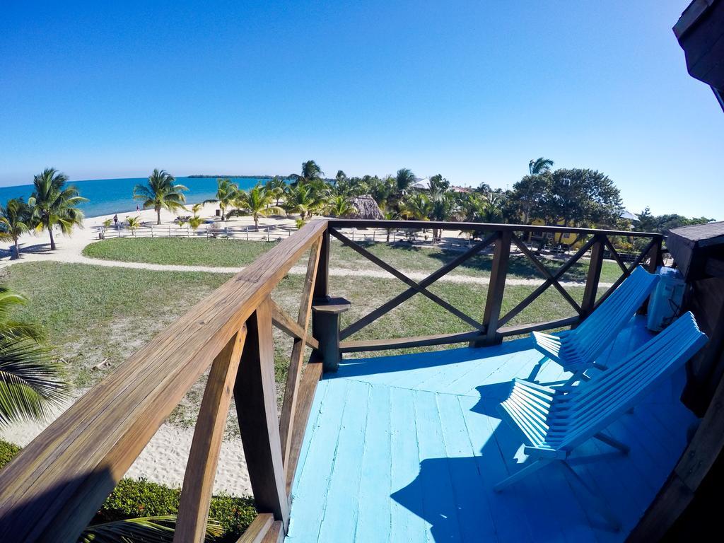 Colibri House Placencia