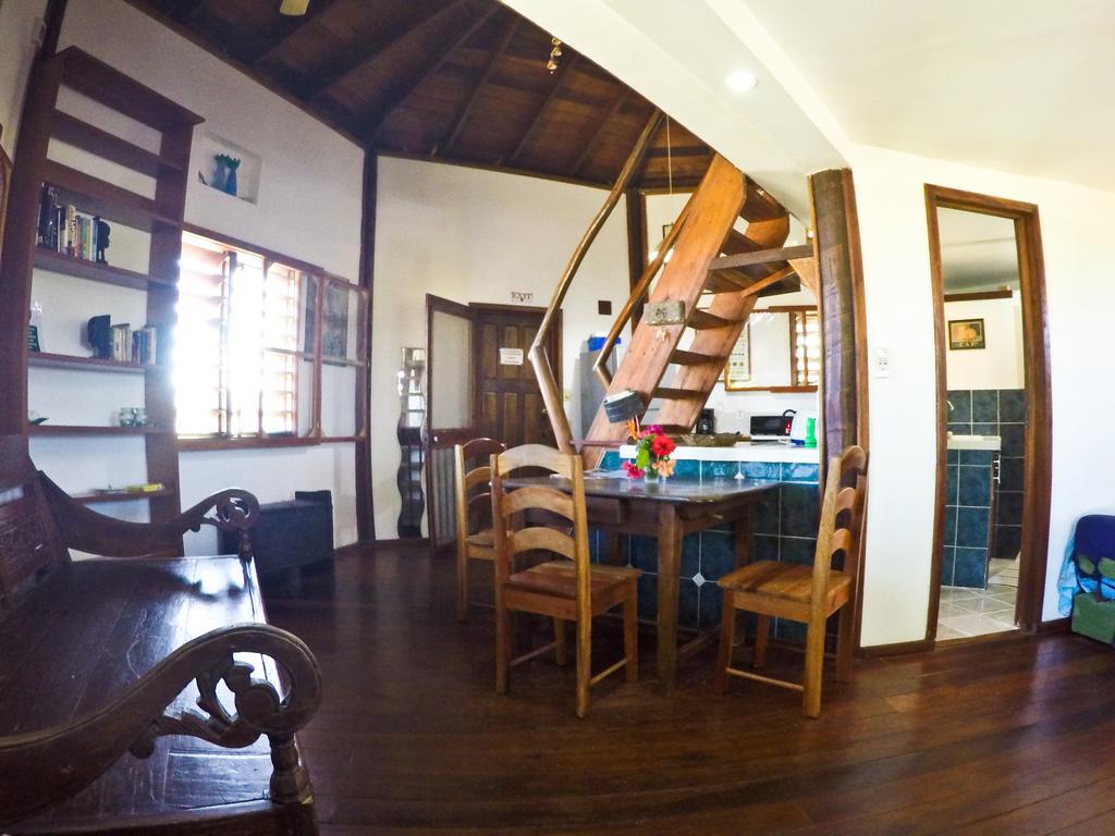 Colibri House *