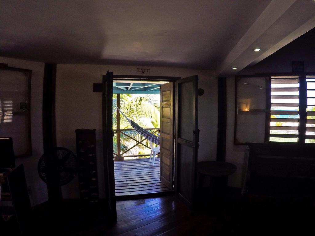 Colibri House