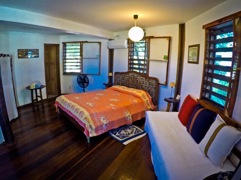 Colibri House *