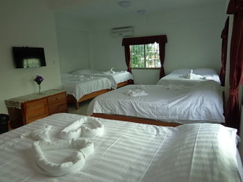 Hotel Enjoy