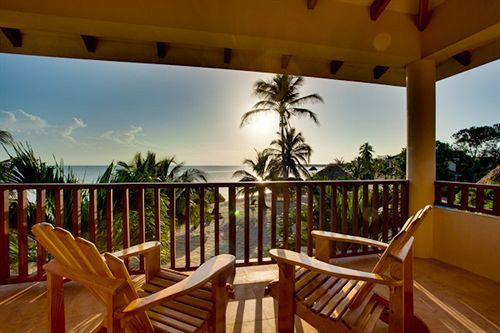 Resort Belizean Dreams