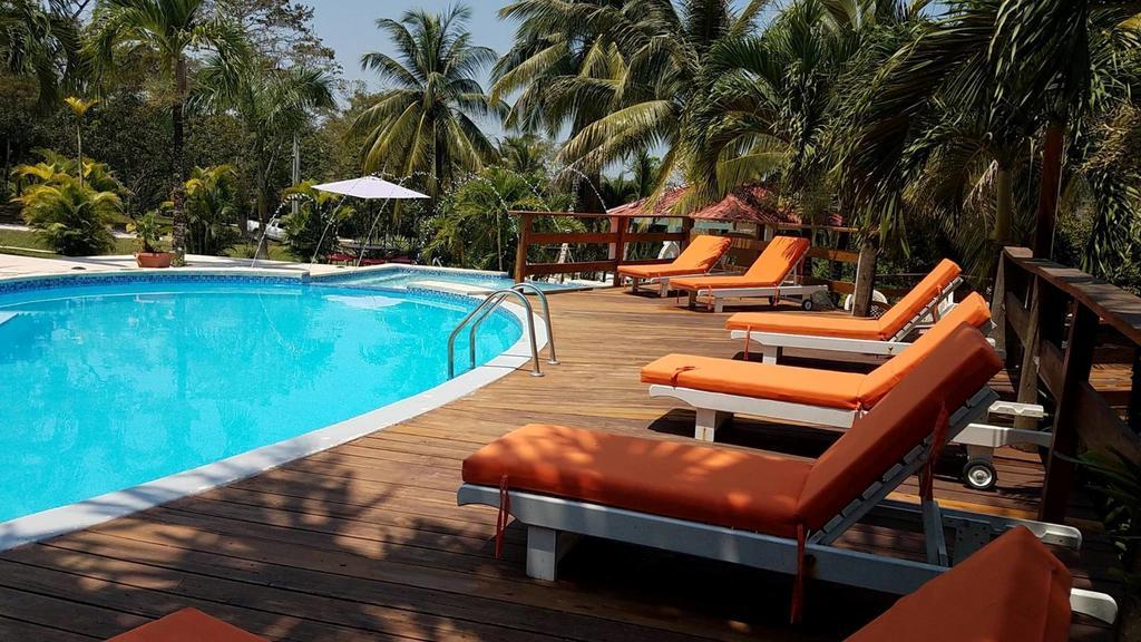 Resort The Log Cab-inn 3*