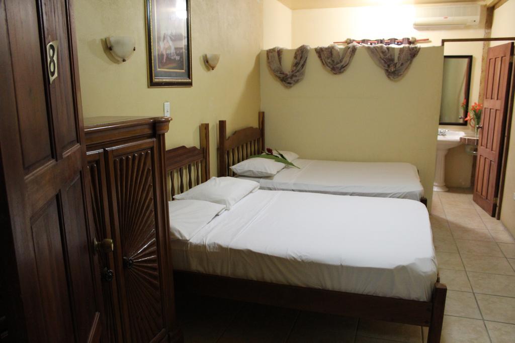 King Bed 4*